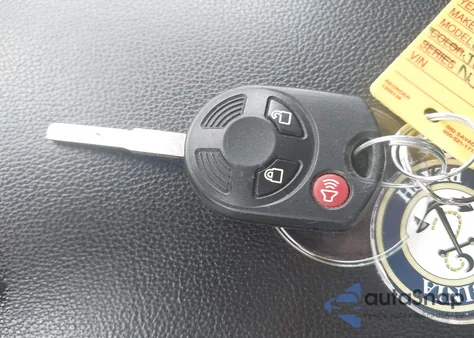 2018 Ford Escape Se из США, поврежденный, VIN 1FMCU9GD4JUB71239